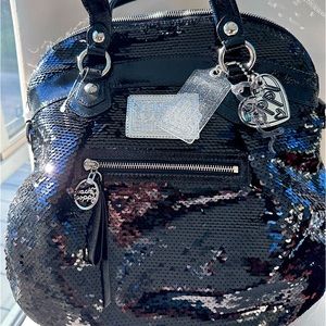 Limited Edition COACH Poppy Patent Trim Sequin Heart Shoulder Bag Black